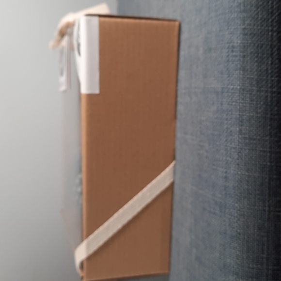 Chicken Boxed Gift Set Box Wall Shelf Sign Fragrant Jar Soy Candle Farm Life NWT - Picture 4 of 5